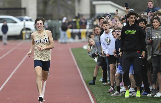 Drew Griffith of Butler finishing his record breaking 1600m race.